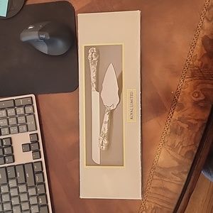 Vintage Royal Limited Wedding cake serving set knife and server bells and roses